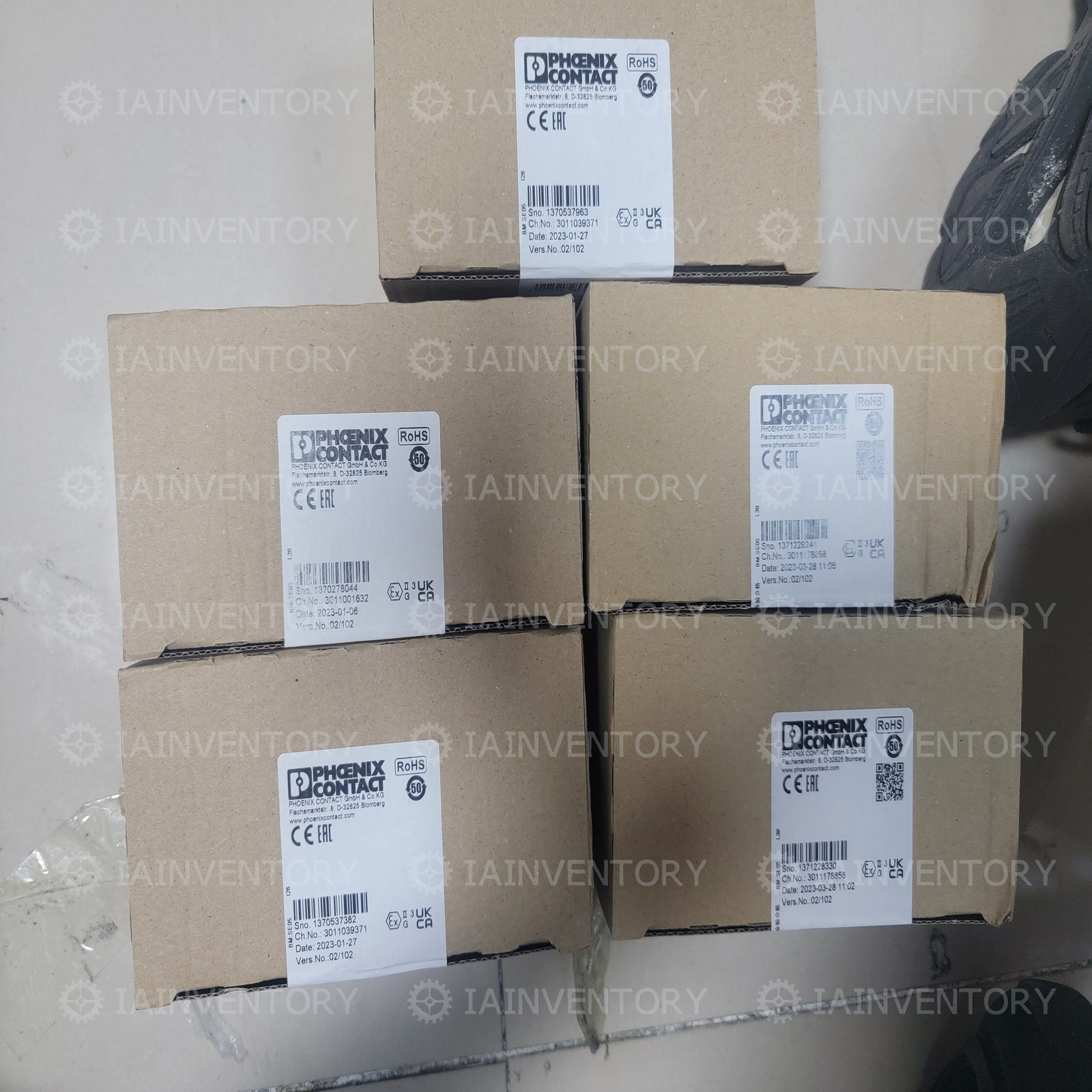 1 piece NEW Phoenix 2861412 with 1 year warranty