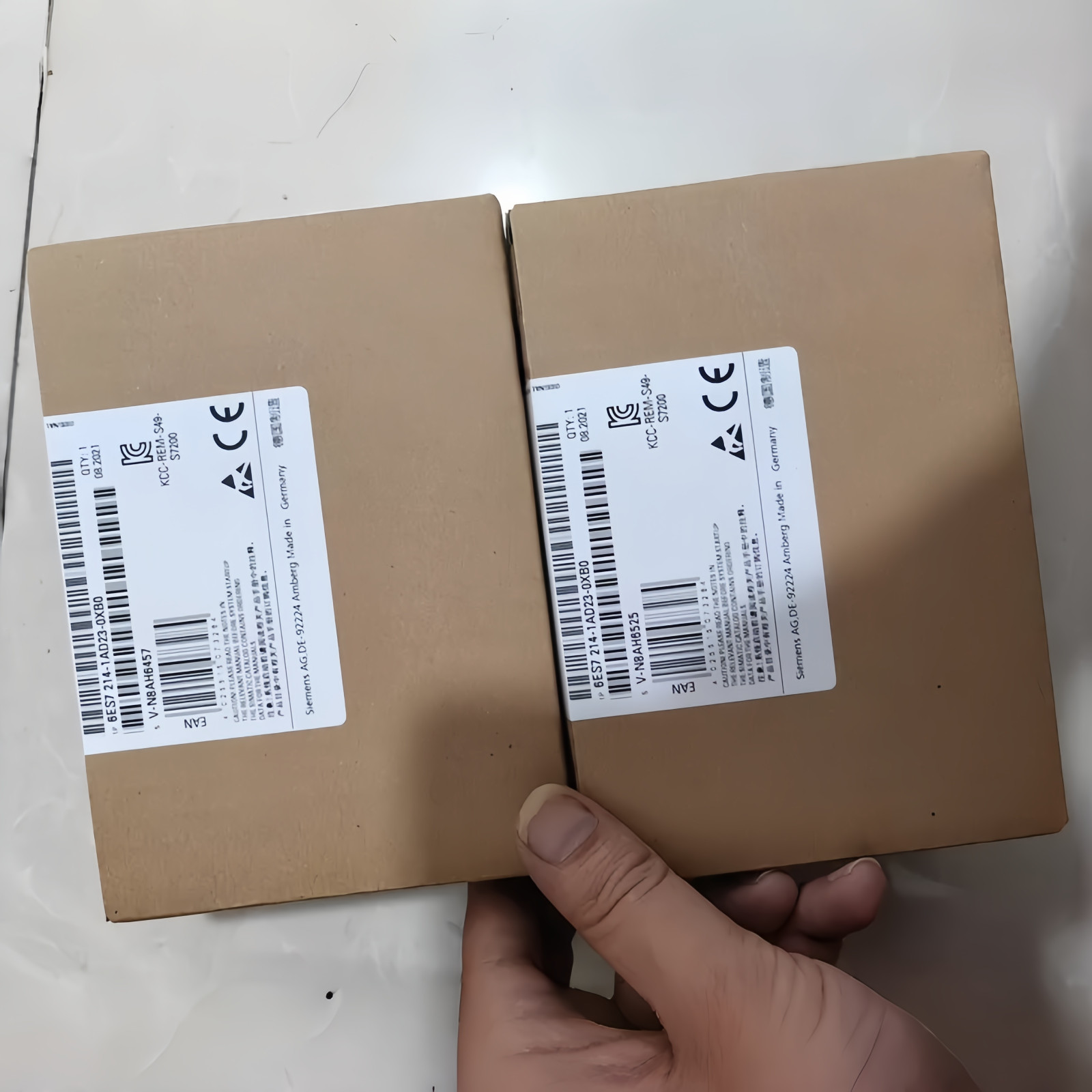 6ES7 214-1AD23-0XB8 1PC NEW SIEMENS S7-200 CPU224 6ES7214-1AD23-0XB8 1AD23-0XB8