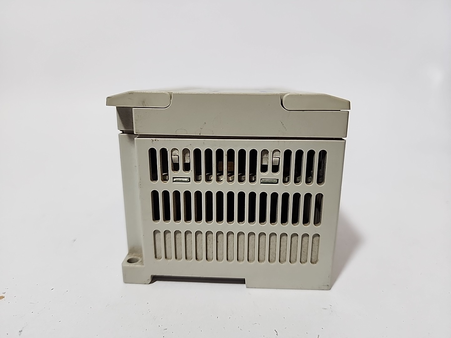 Allen Bradley 1761-L16BWA Ser E FRN 1.0 MicroLogix 1000