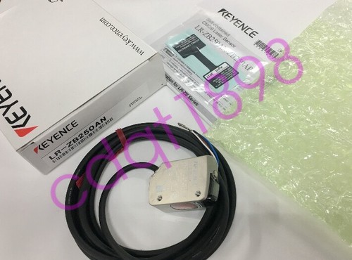 1PC KEYENCE LR-ZB250AN LRZB250AN Laser Sensor New In Box Expedited Ship