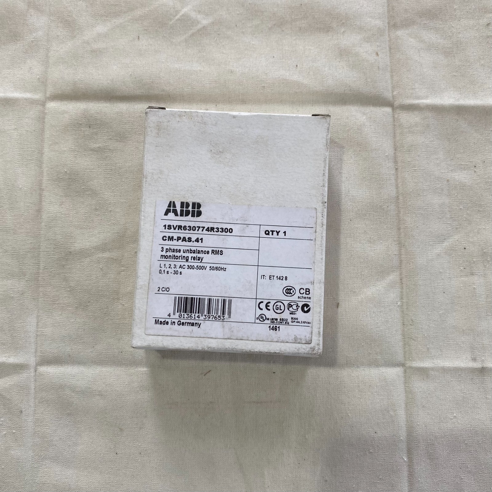 CM-PAS.41 New ABB three-phase unbalance RMS monitoring relay 1SVR630774R3300