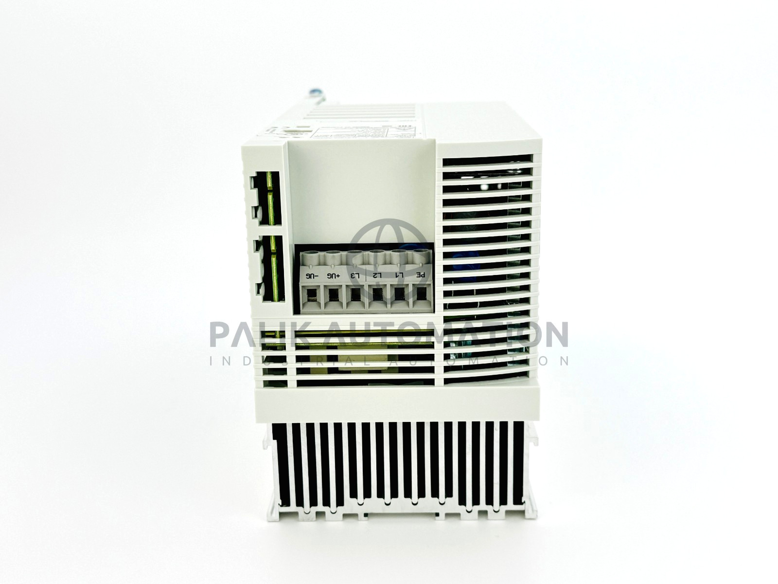 LENZE E82EV302K4C E82EV302_4C INVERTER 8200 SERIES 3.0kW 13436485 NEW