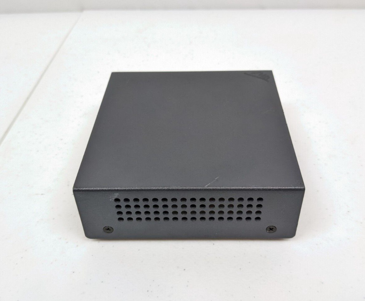 Black Box LMC7001A-R2 Compact Media Converter 10/100Mbps