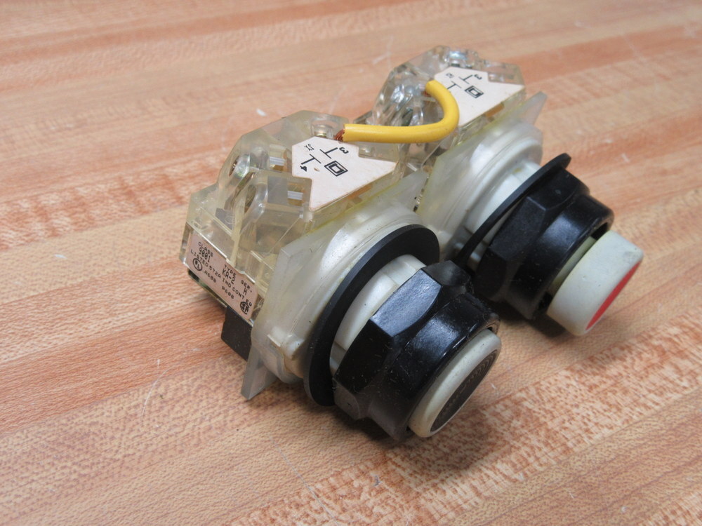 Square D 9001-SKRU-11 Pushbutton SKRU-11 W/(2) 9001 KA-2