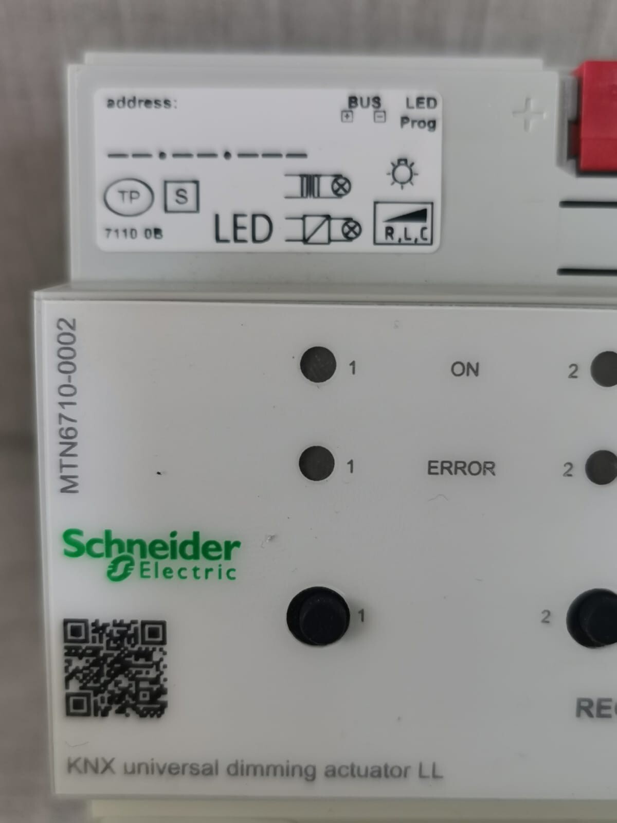 SCHNEIDER ELECTRIC MTN6710-0002 KNX UNIVERSAL DIMMING ACTUATOR -NEW WITH OLD BOX