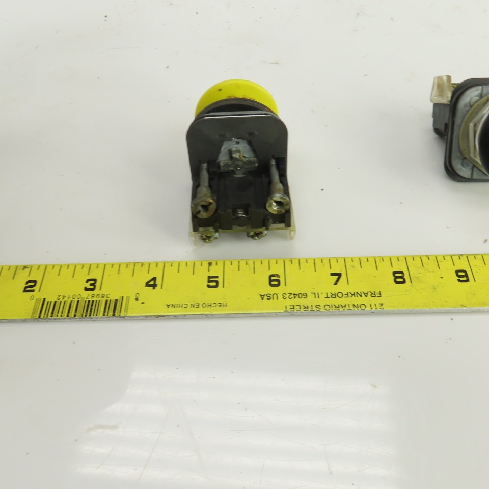 Allen Bradley 800T-D Ser T 600V Momentary Contact E-Stop Switches Lot Of 3