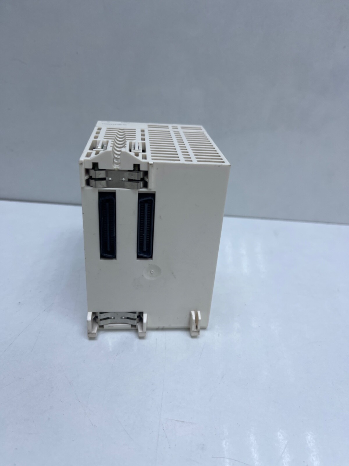 BMXCPS2000 Used Schneider Electric Modicon BMXCPS2000