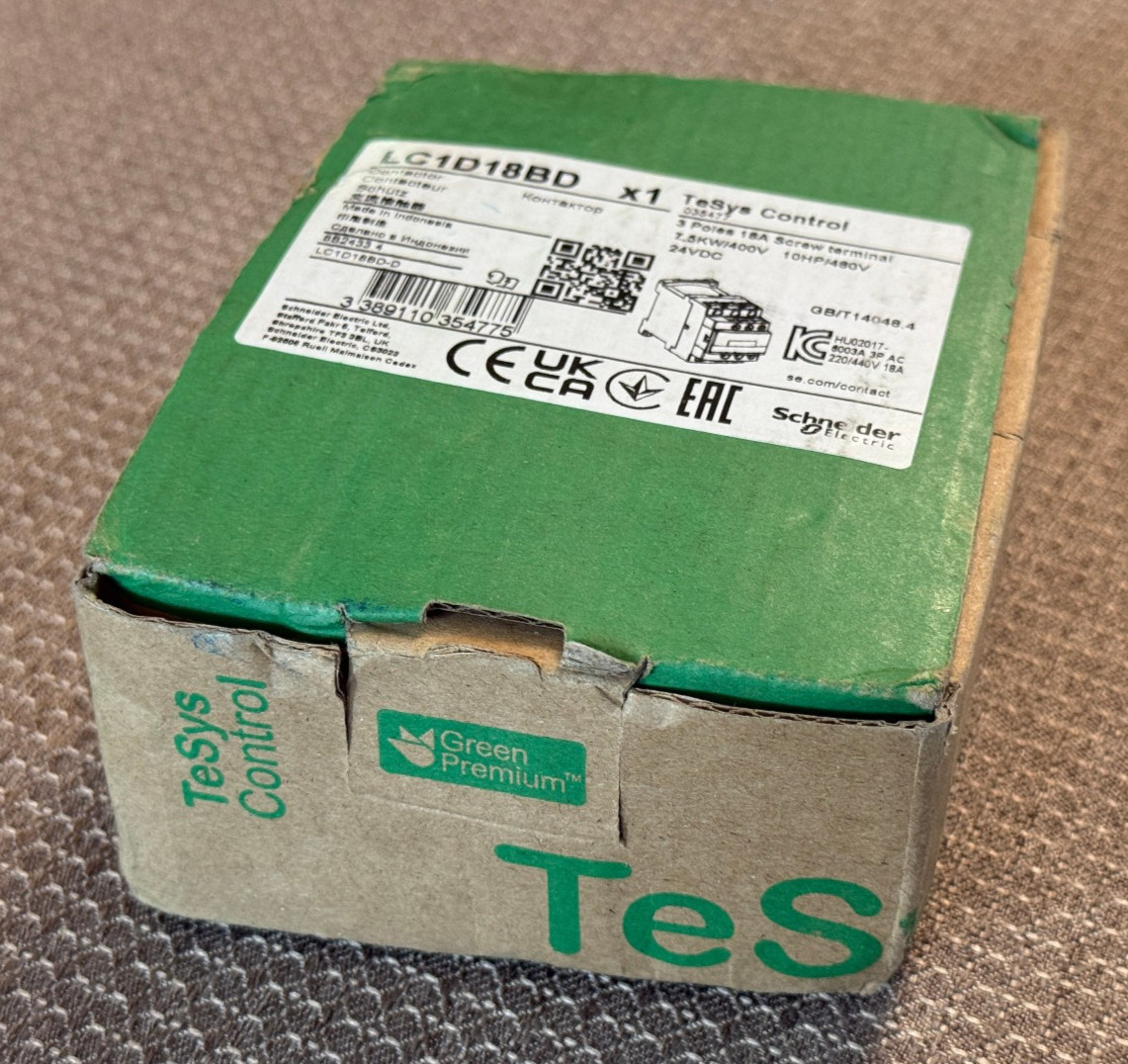 Schneider LC1D18BD IEC Contactor TeSys Deca, nonreversing, 18A, 3 phase, 24VDC