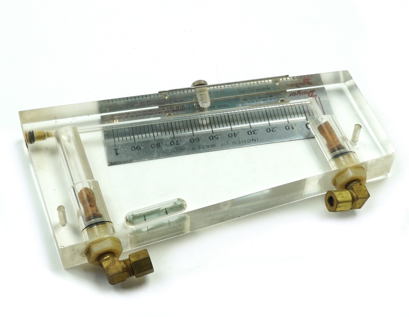 Dwyer 250-AF Inclined Manometer Air Filter Gage .10-0-1.0″ w.c. 5-1/2″ Scale