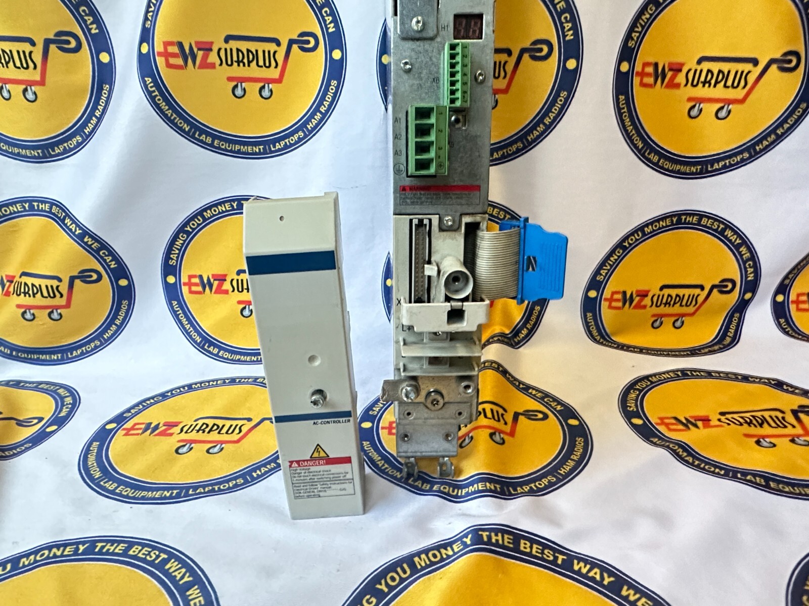 ONE REXROTH INDRAMAT HDS02.2-W040N-HS12-01-FW SERVO DRIVE CONTROLLER UNTESTED