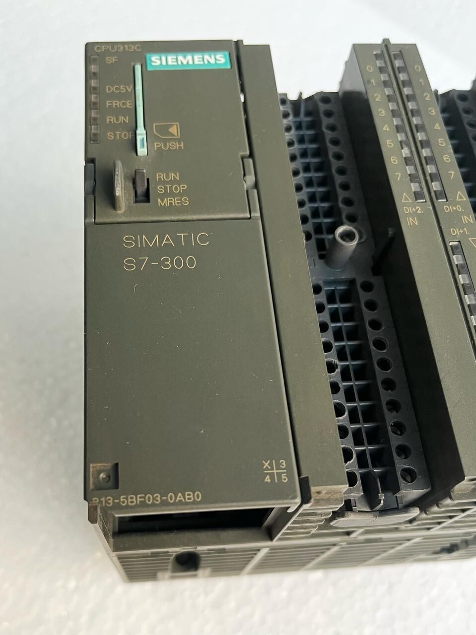 Siemens 6ES7 313-5BF03-0AB0 SIMATIC S7-300 CPU313C Controller / 6ES7313-5BF03-0