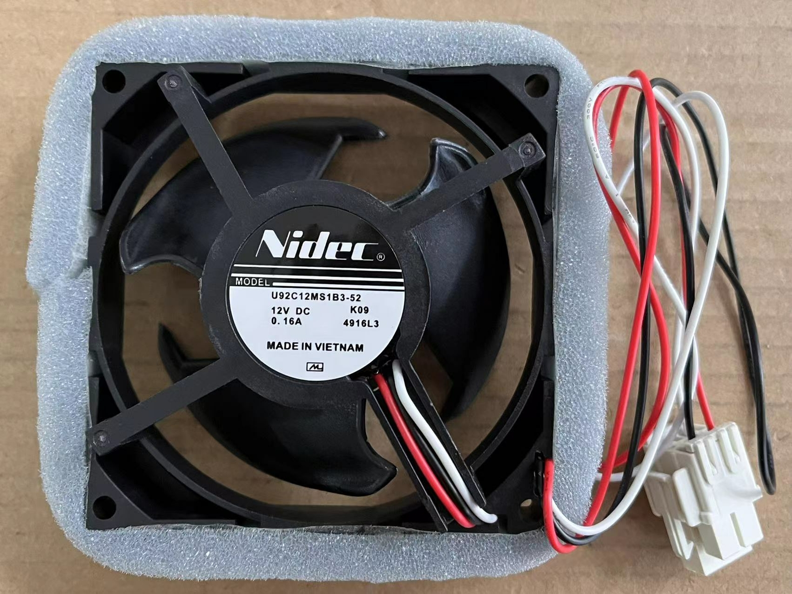 New DA81-06013A Samsung Refrigerator Fan Motor Nidec U92C12MS1B3-52