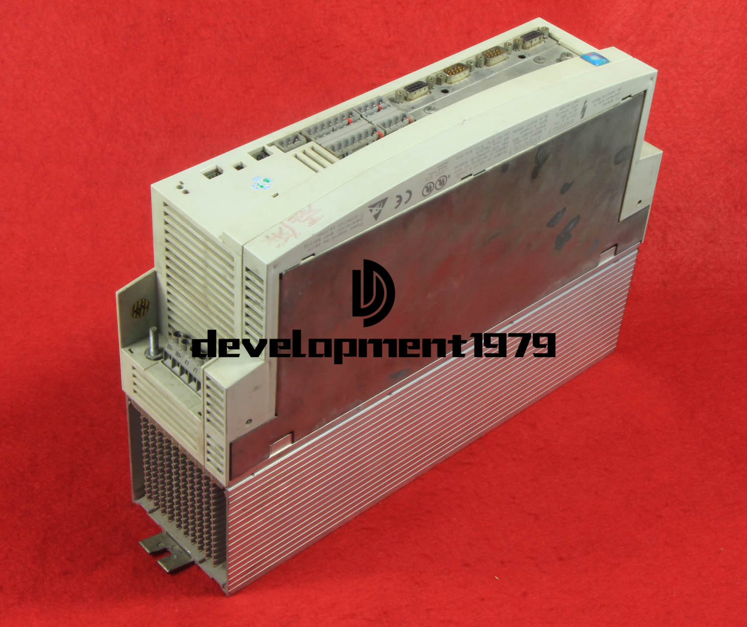Used 1PC LENZE EVS9324-EP EVS9324EP PLC inverter
