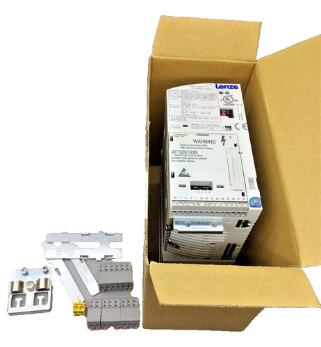 New LENZE E82EV371K-2C E82EV371K2C Inverter