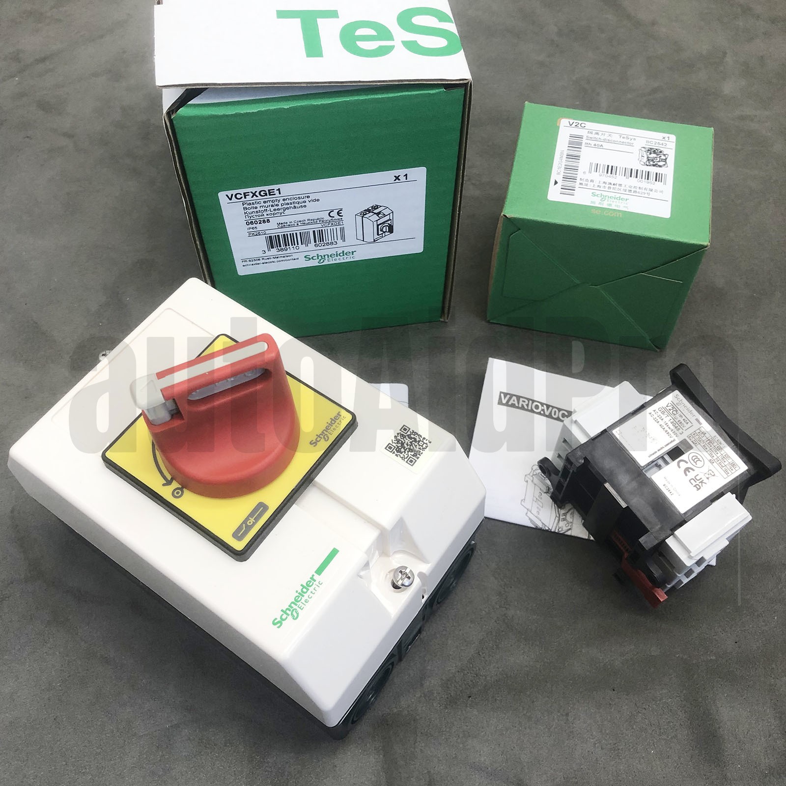 New Waterproof load switch Closed housing V2C +VCFXGE1 for Schneider VCF2GE