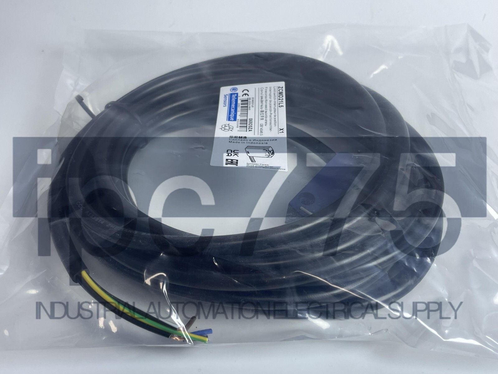 1 PCS NEW IN BOX Schneider Limit switch ZCMD21L5 ZCM-D21L5