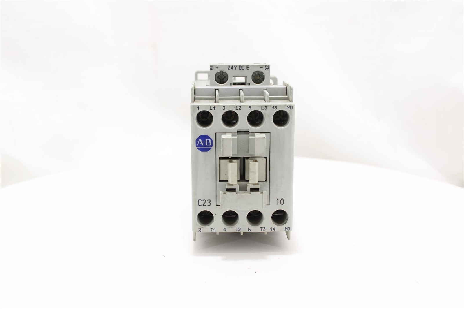 Allen-Bradley 100-C23EJ10 IEC Contactor | 23A | 4-Pole | 24VDC Coil
