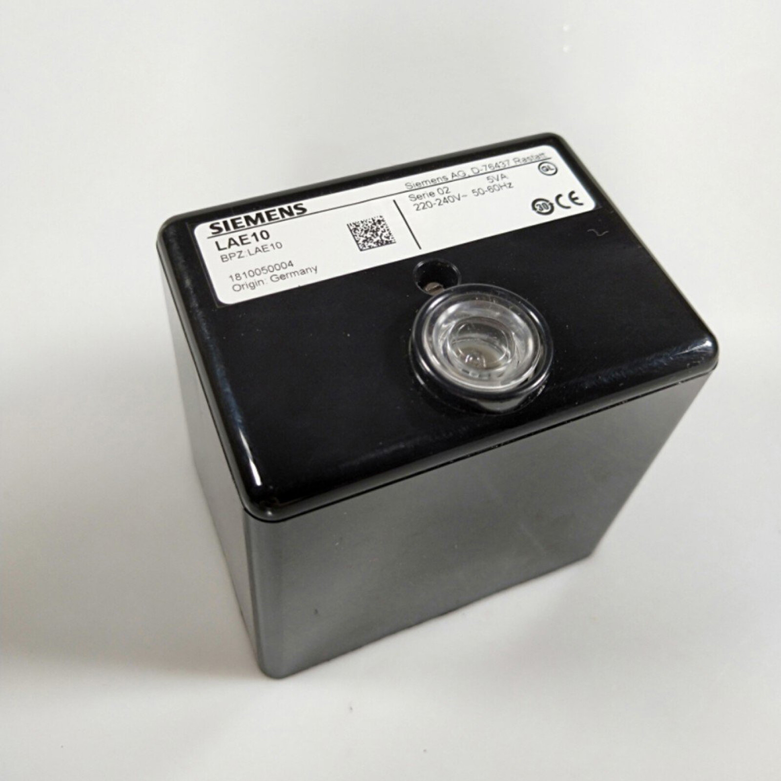 One New Siemens LAE10 Burner Flame Relay Controller Expedited Shipping