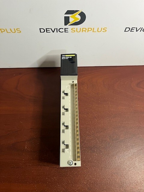 Schneider Electric 140DRA84000 Output Module Relay Out