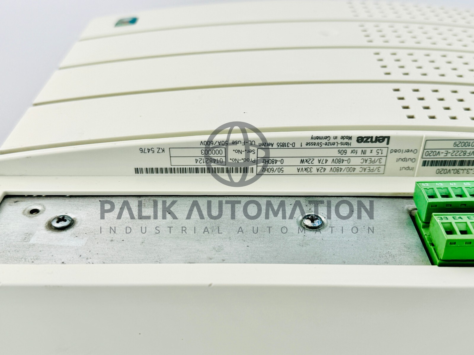 LENZE EVF8222-E-V020 SERVO DRIVE + PANEL SERVO CONTROLLER 8200 SERIES USED