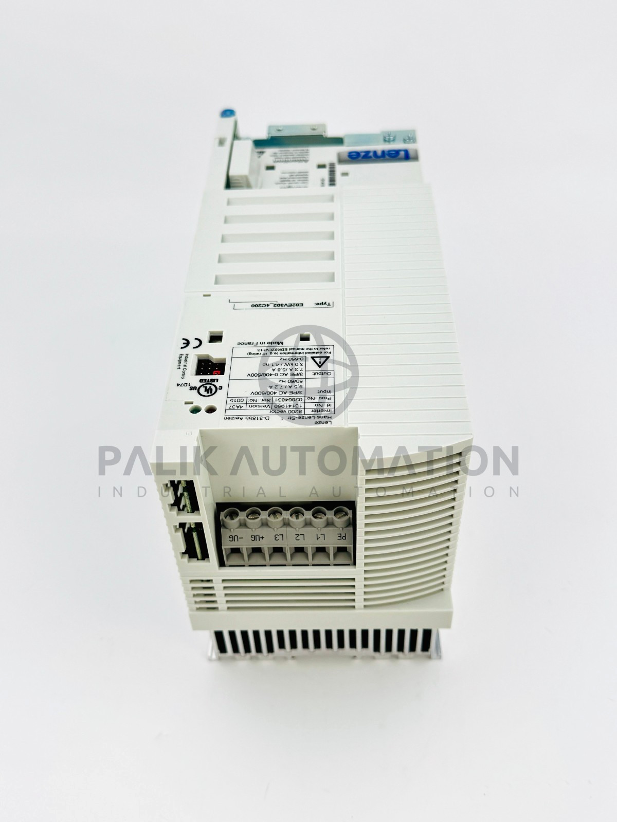 LENZE E82EV302K4C200 E82EV302_4C200 INVERTER 8200 SERIES 3.0kW 13141959 NEW