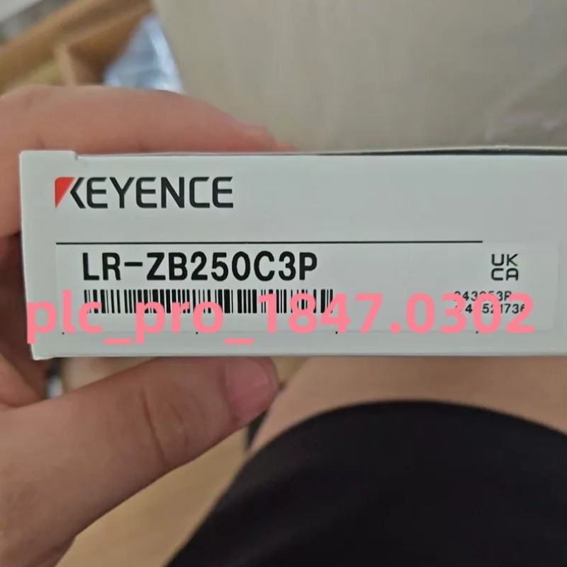1PCS Brand New Keyence LR-ZB250C3P Laser Sensor LRZB250C3P Fast Delivery