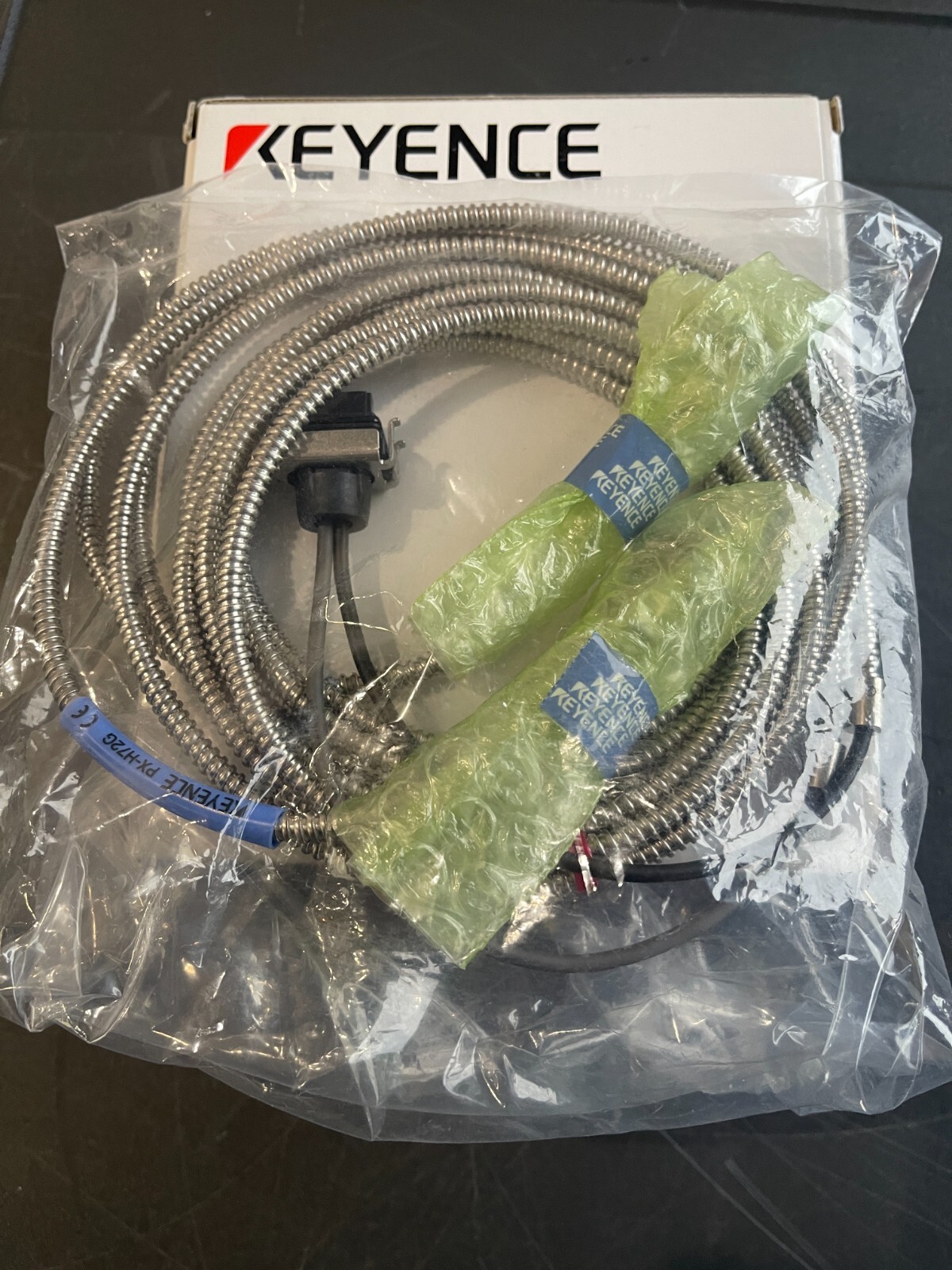 KEYENCE CORP PX -H72G