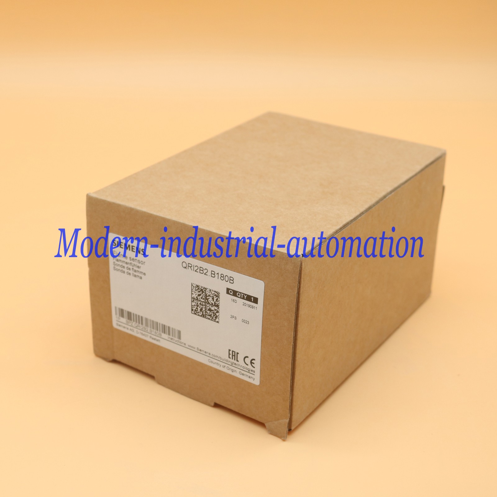 1PC New Siemens flame detector QRI2B2.B180B QRI2B2.B180B 1 year warranty#XR
