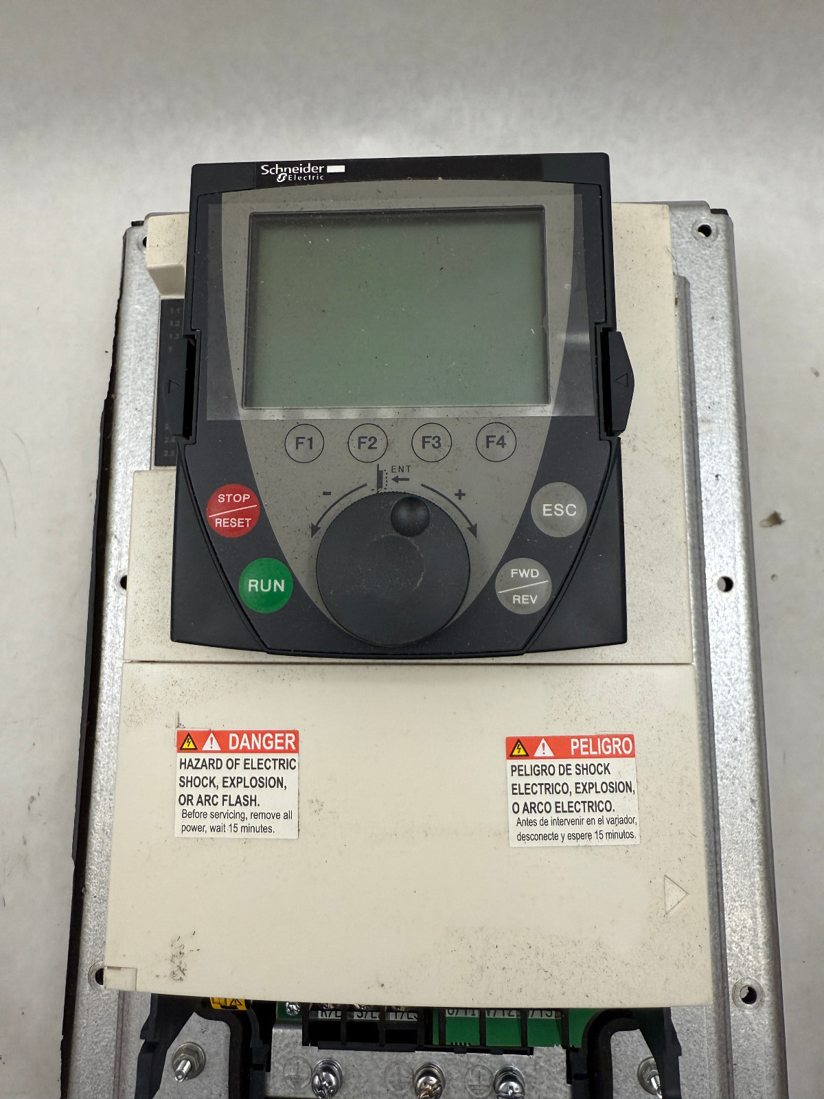 Schneider VW3A1101 NIB Programmable Logic Controller W/ Board See Pics #A104