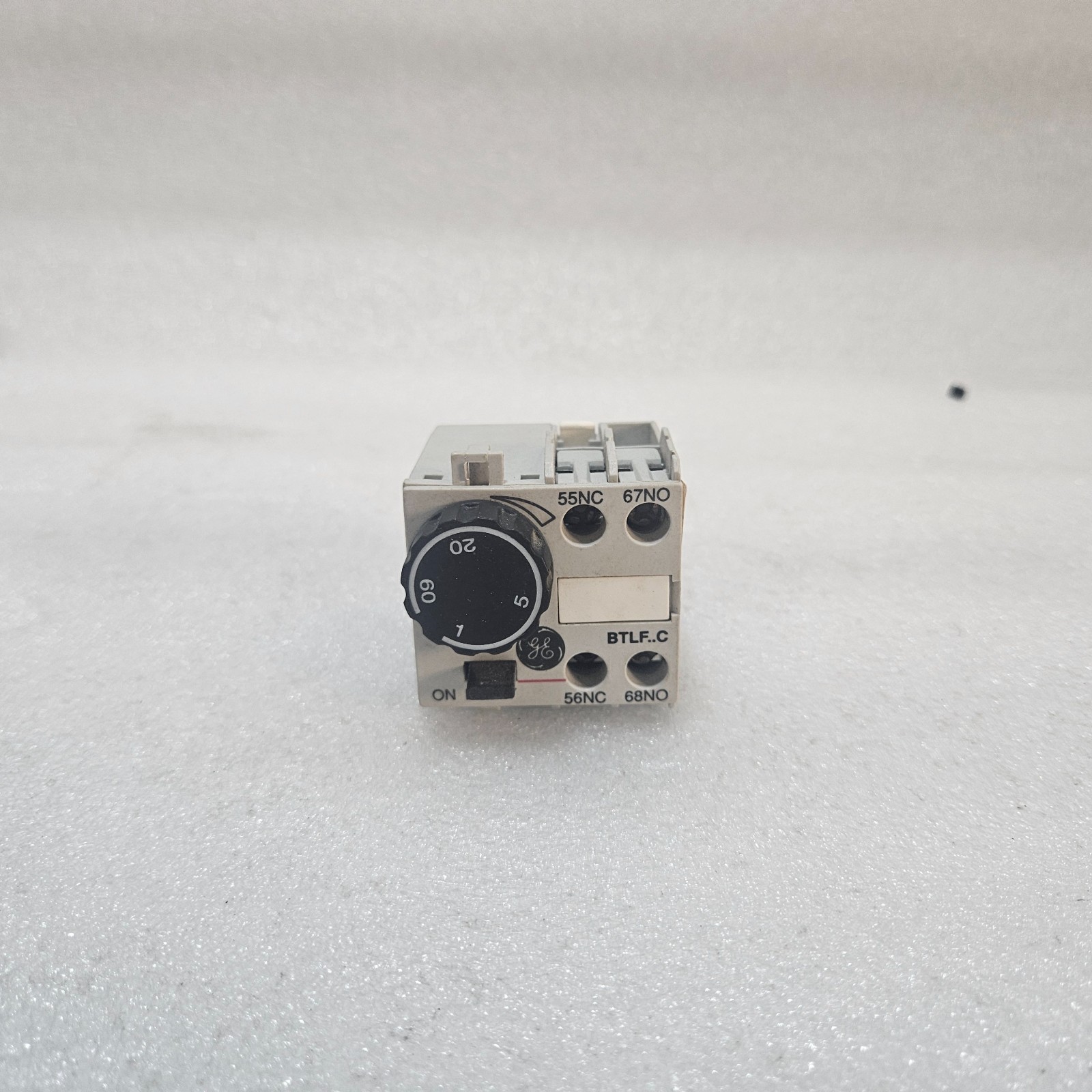 GE BTLF60C TIME DELAY RELAY 1–60S INDUSTRIAL TIMER MODULE IEC 60947-5-1 MADE IN