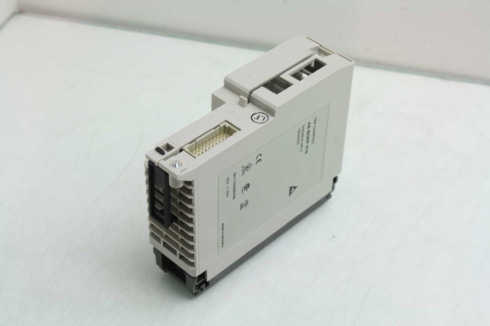 Schneider Automation AS-BDEP-216 Discrete 16 Channel Input Module 24V DC