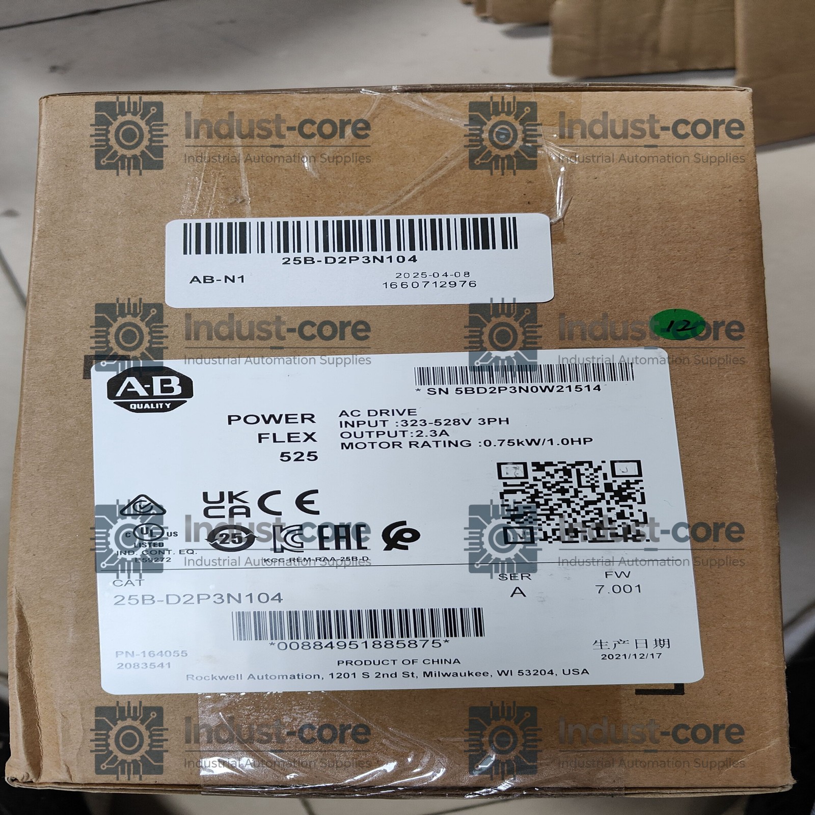 New 25B-D2P3N104 0.75kW 1Hp AC Drive