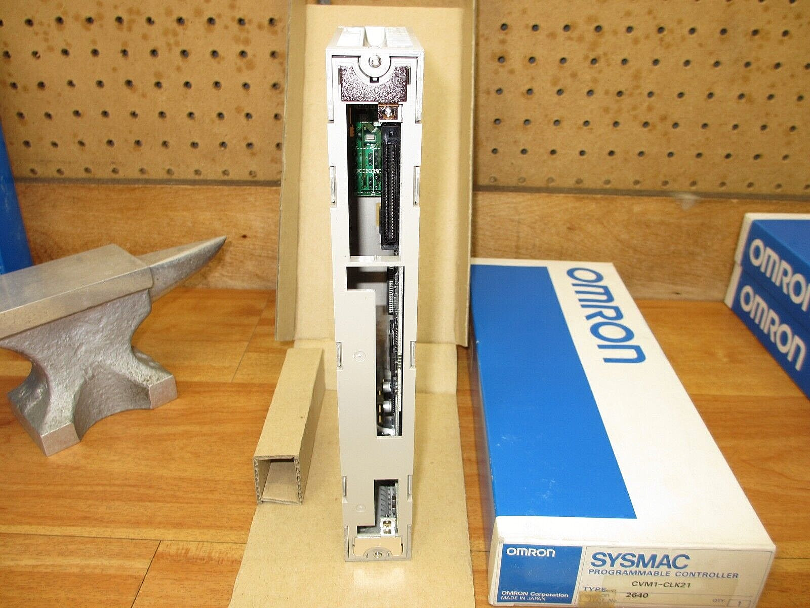 Omron CVM1-CLK21 *NEW* Controller Link Unit Sysmac PLC *USA SHIP*