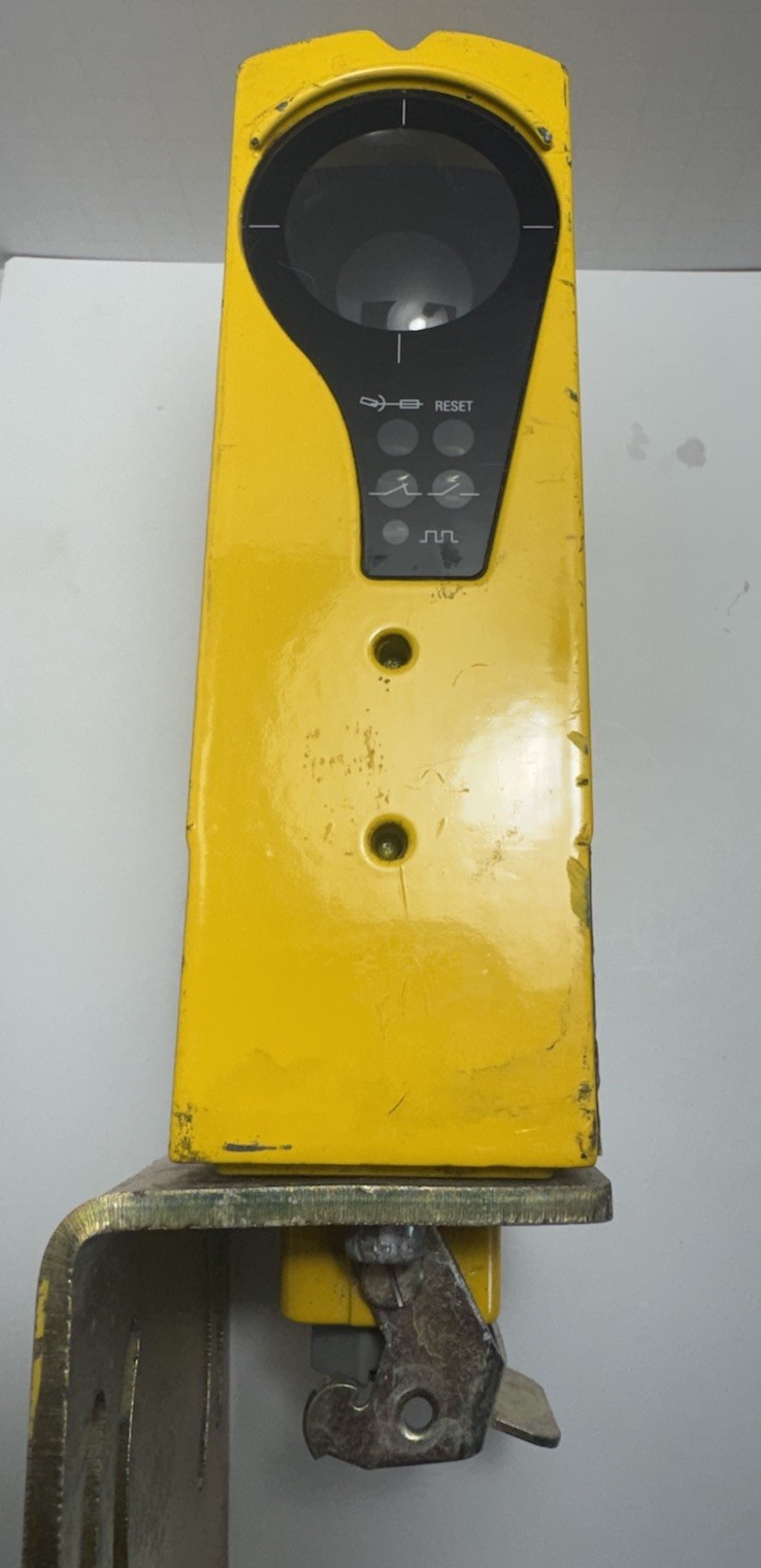 Honeywell FF-SPS4 FF-SPR44CR2 Safety Light Curtain Sensor Scanner-Untested