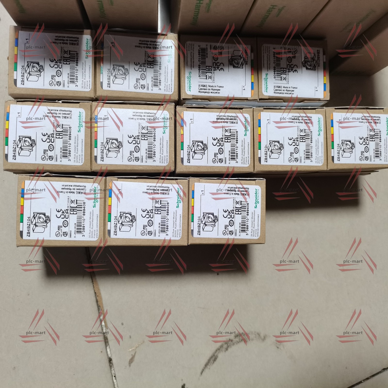 1PC NEW Schneider XB4BS8444 1 Year warranty and best offer