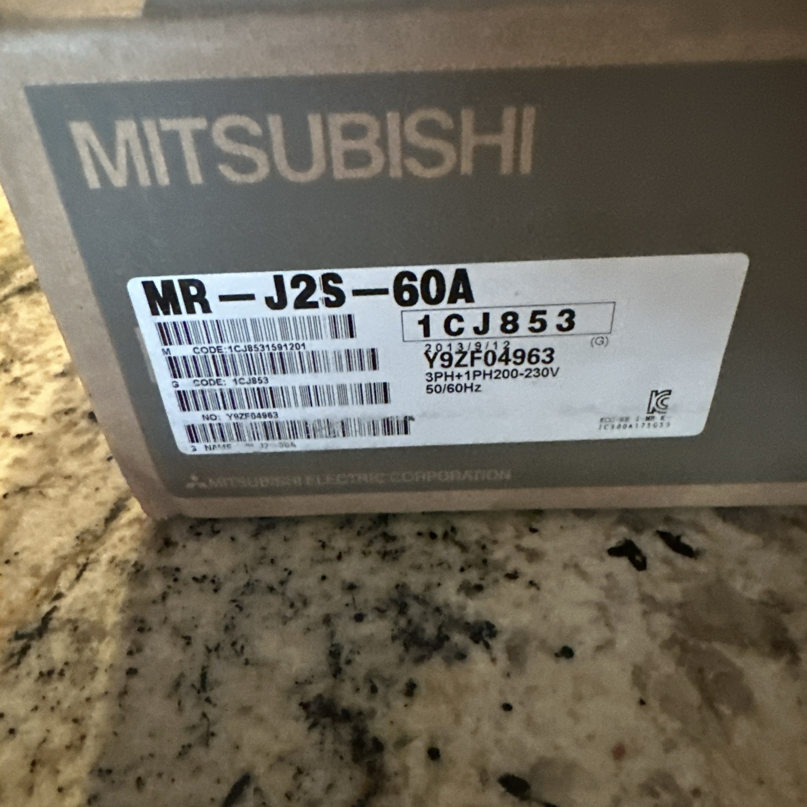 MR-J2S-60A Mitsubishi Servo Driver 1CJ853 FAST SHIPPING