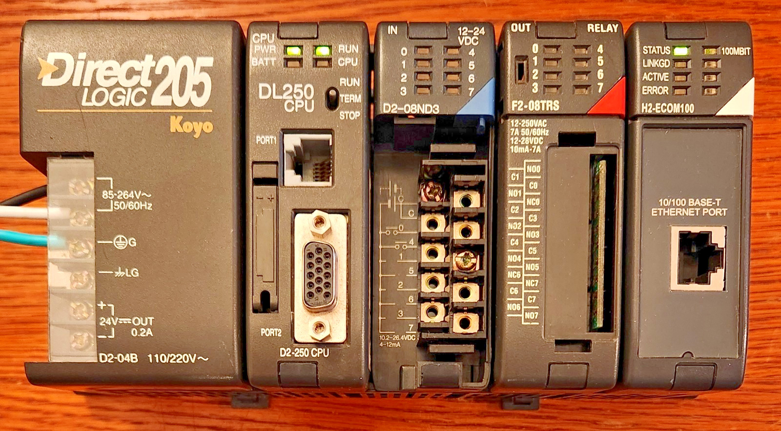 AutomationDirect DirectLOGIC 205 PLC Rack D2-250 CPU With I/O Modules
