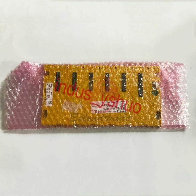 ONE NEW FANUC A03B-0819-C002 IO board module A03B0819C002