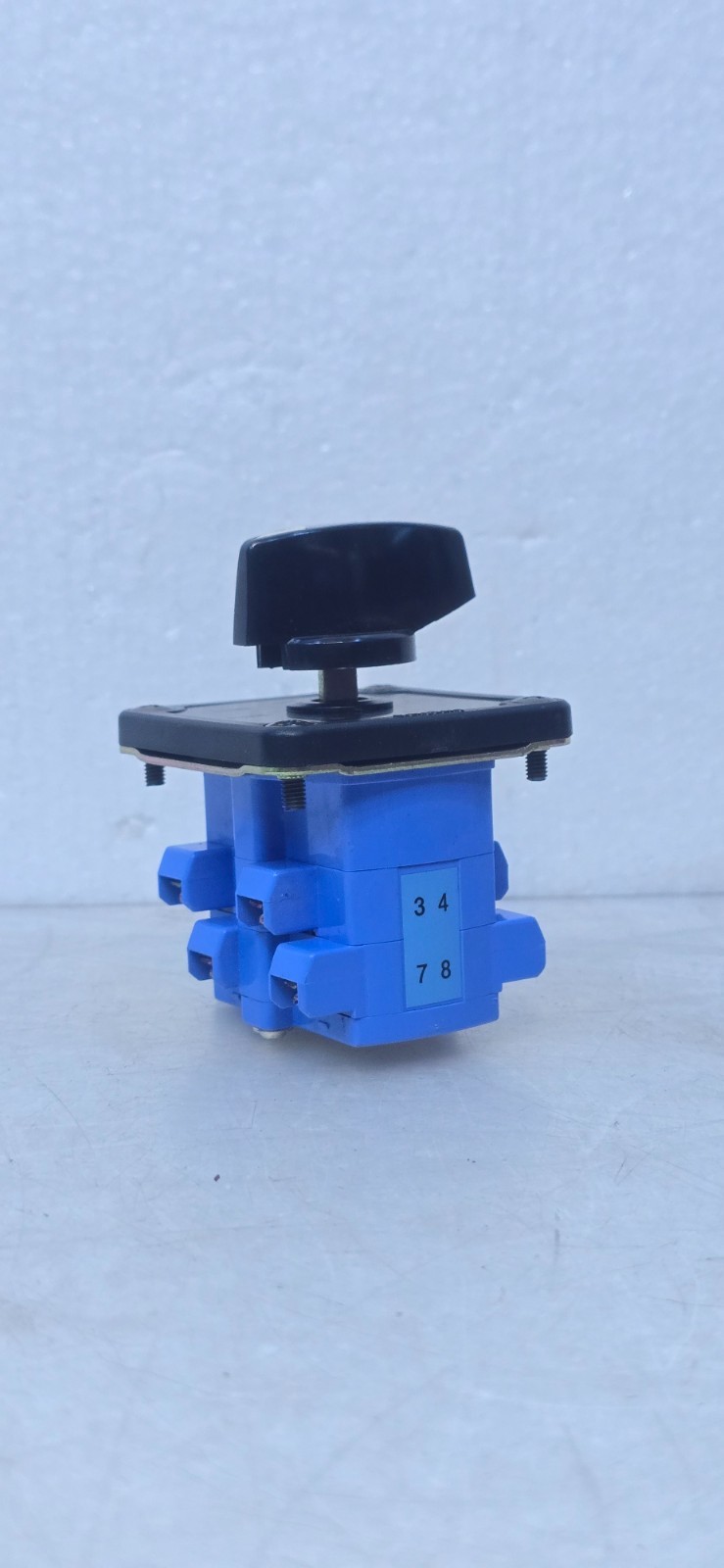 Yongsung KSC 4519 rotary/cam switch AC 600v, DC250v