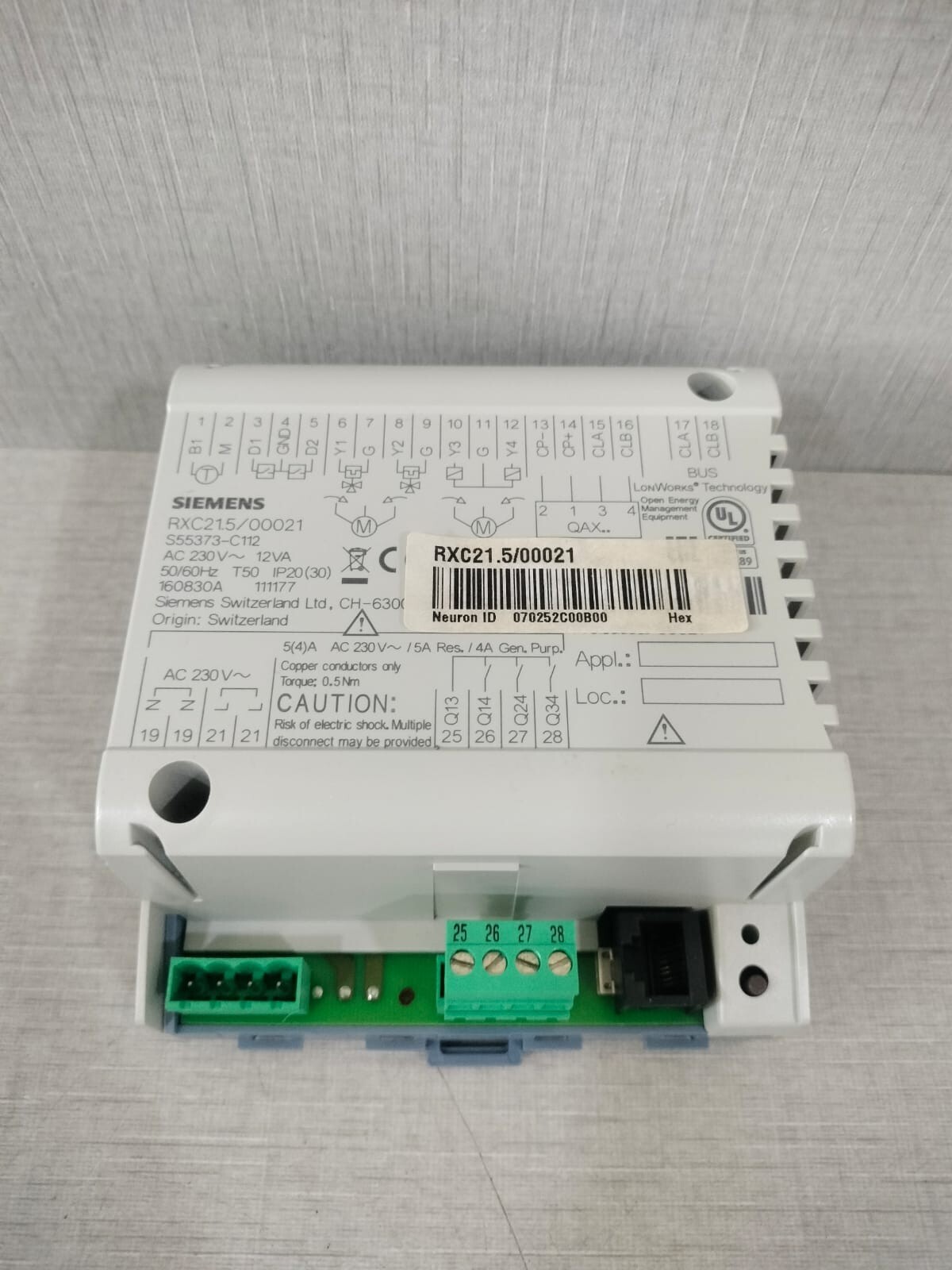 SIEMENS RXC21.5/00021 AC 230V-12VA 50-/60h PANEL CONTROLLER