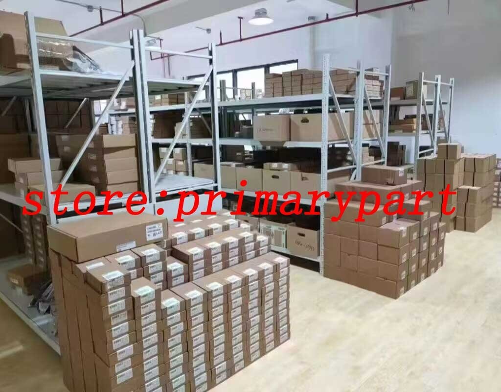 New In Box Schneider 140CPS12420 140 CPS 12420 PLC Power Supply