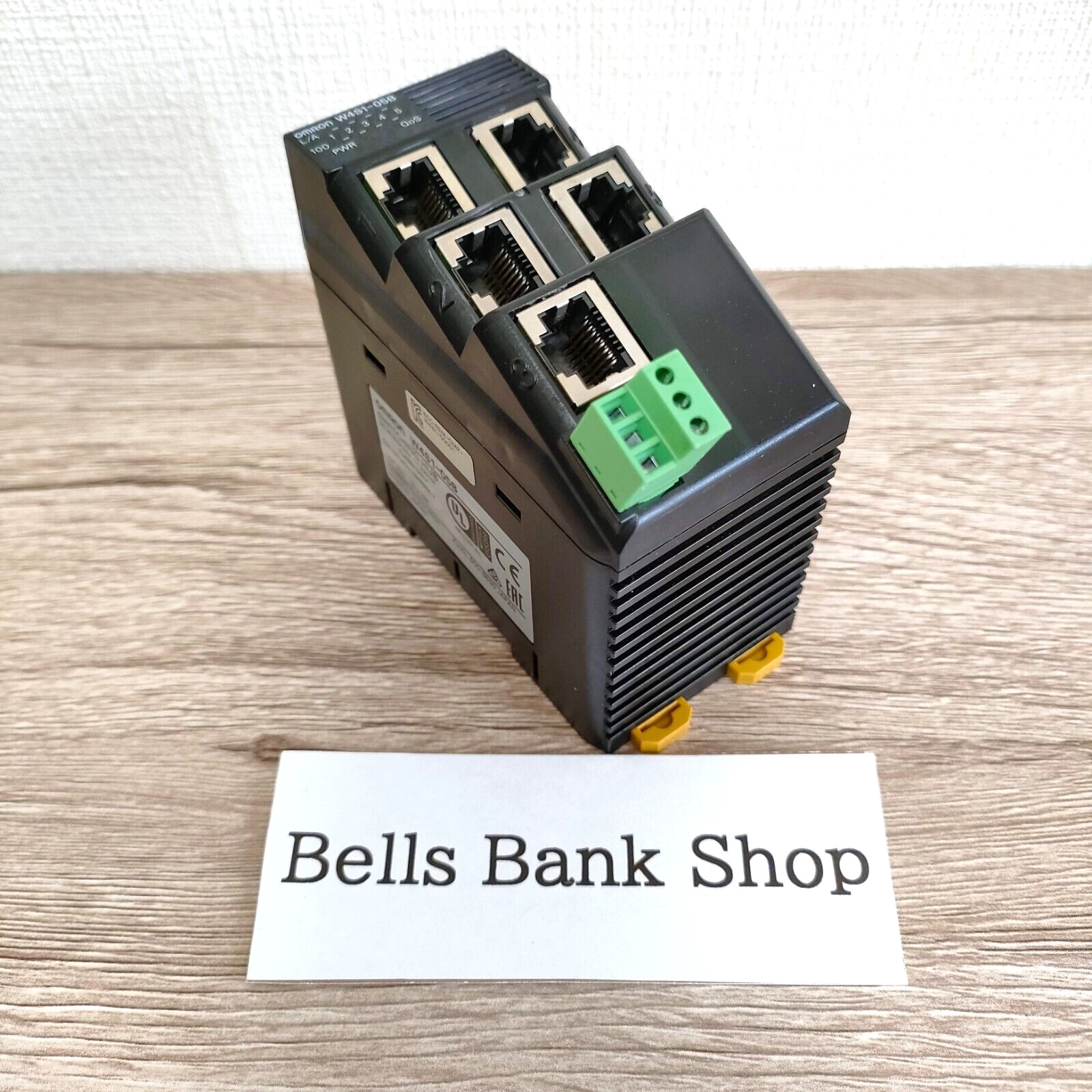 OMRON Switching Hub W4S1-05B tested