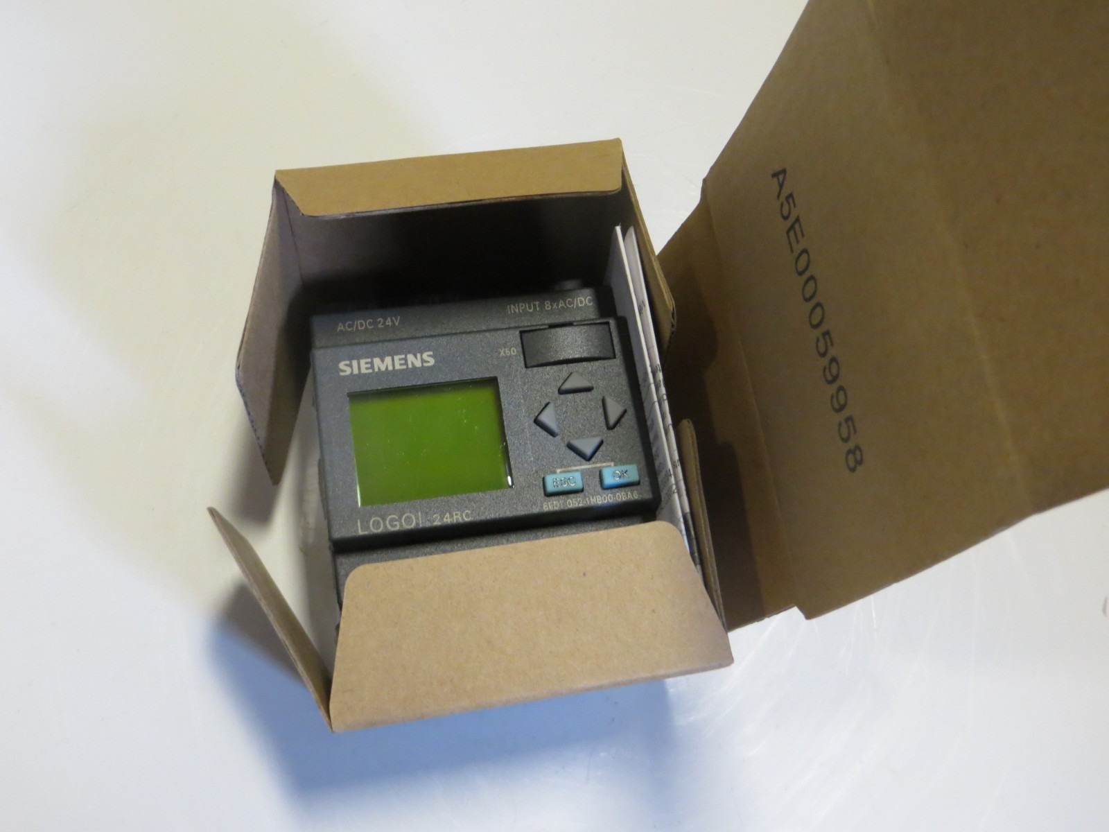 Siemens 6ED1 052-1HB00-0BA6 (Logo module)
