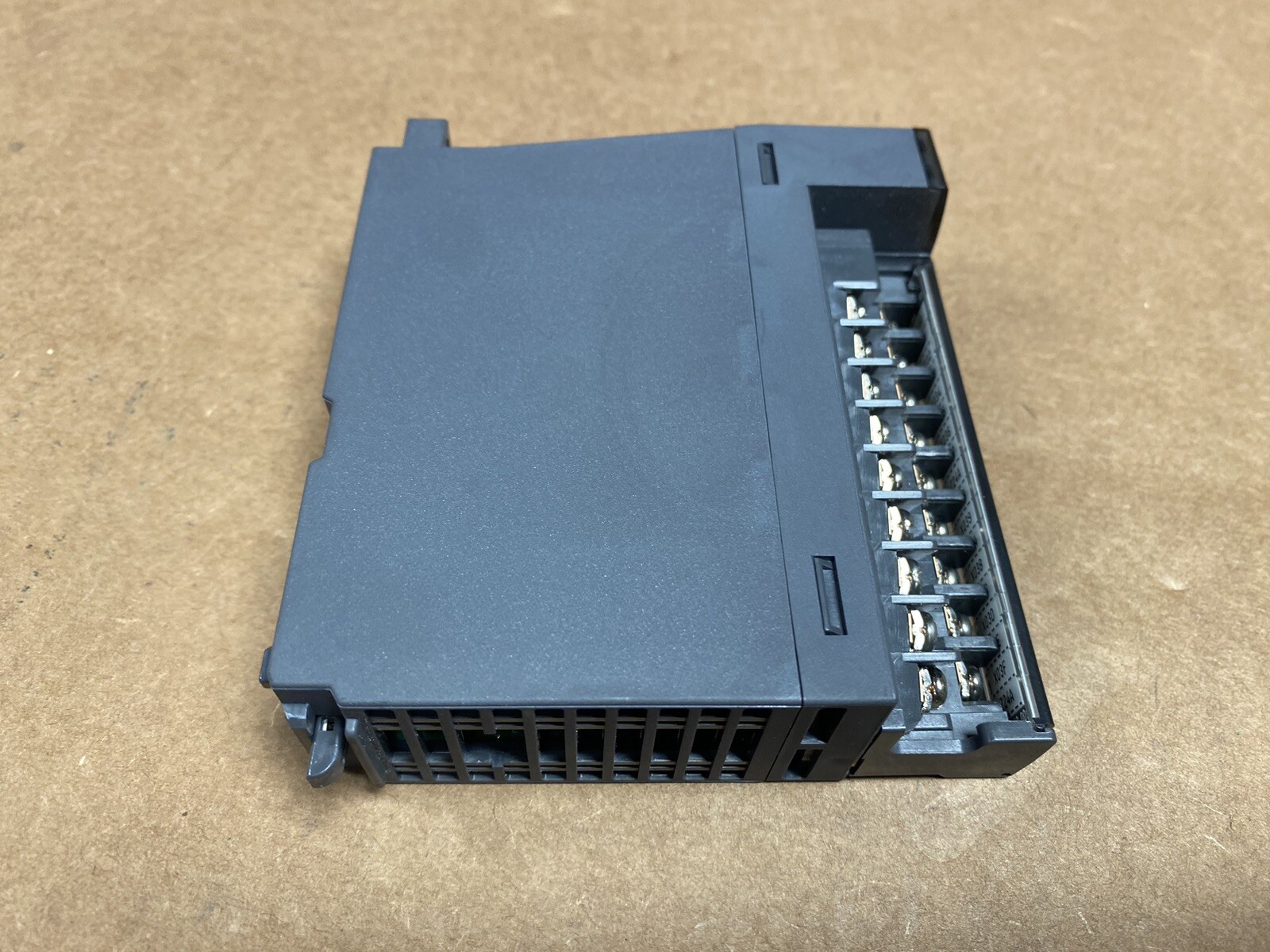 Mitsubishi Input Unit PLC Module QX80H WARRANTY – QTY – FAST SHIPPING