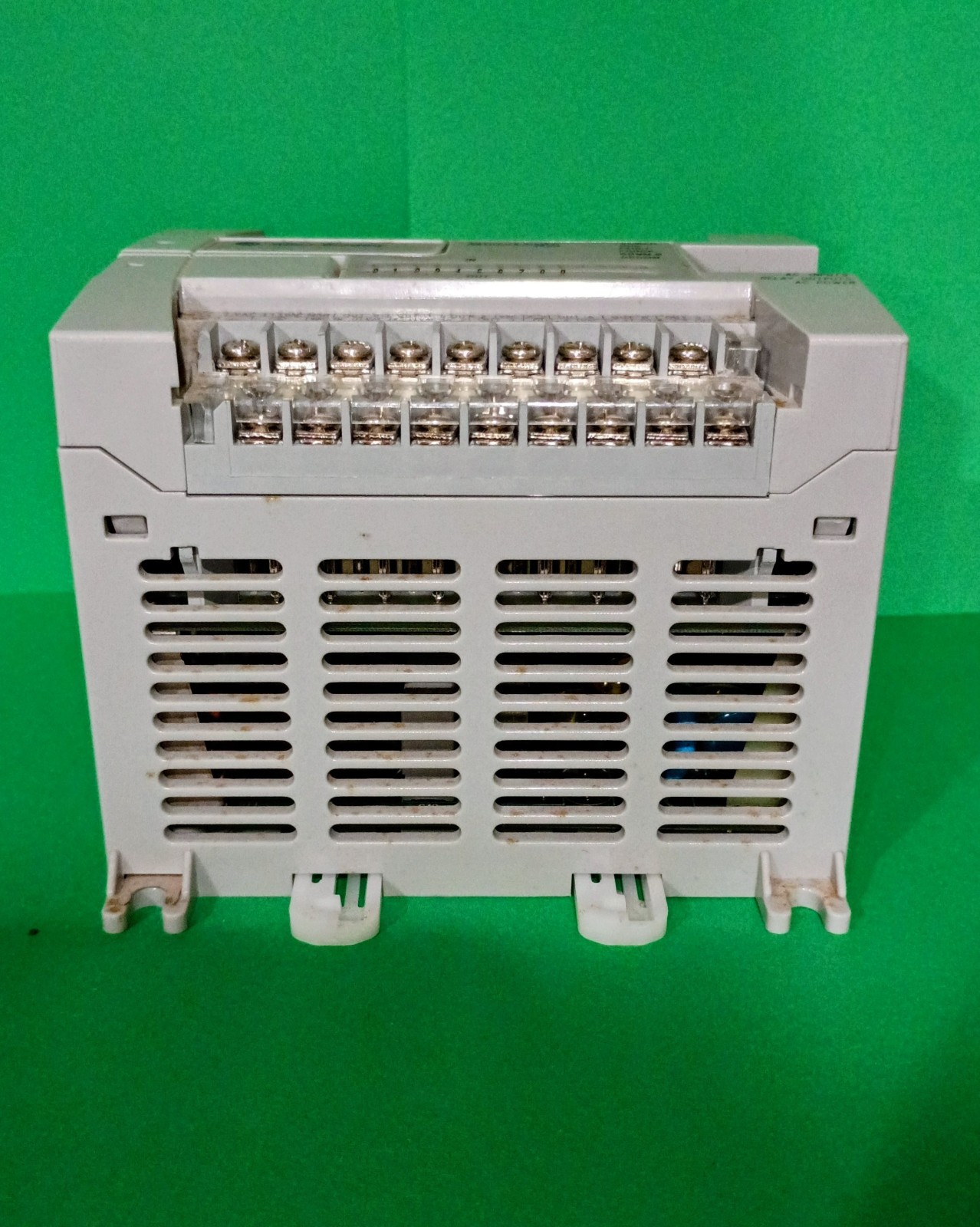 Allen Bradley MicroLogic 1200 1762-L24AWA Ser C Rev G FRN 10 -Used