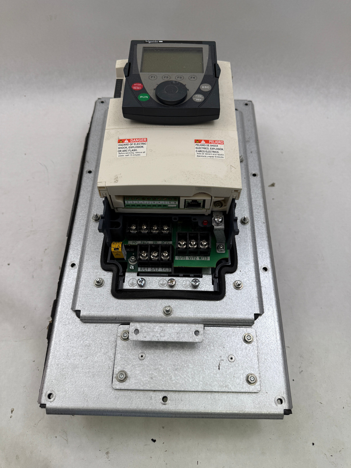 Schneider VW3A1101 NIB Programmable Logic Controller W/ Board See Pics #A104