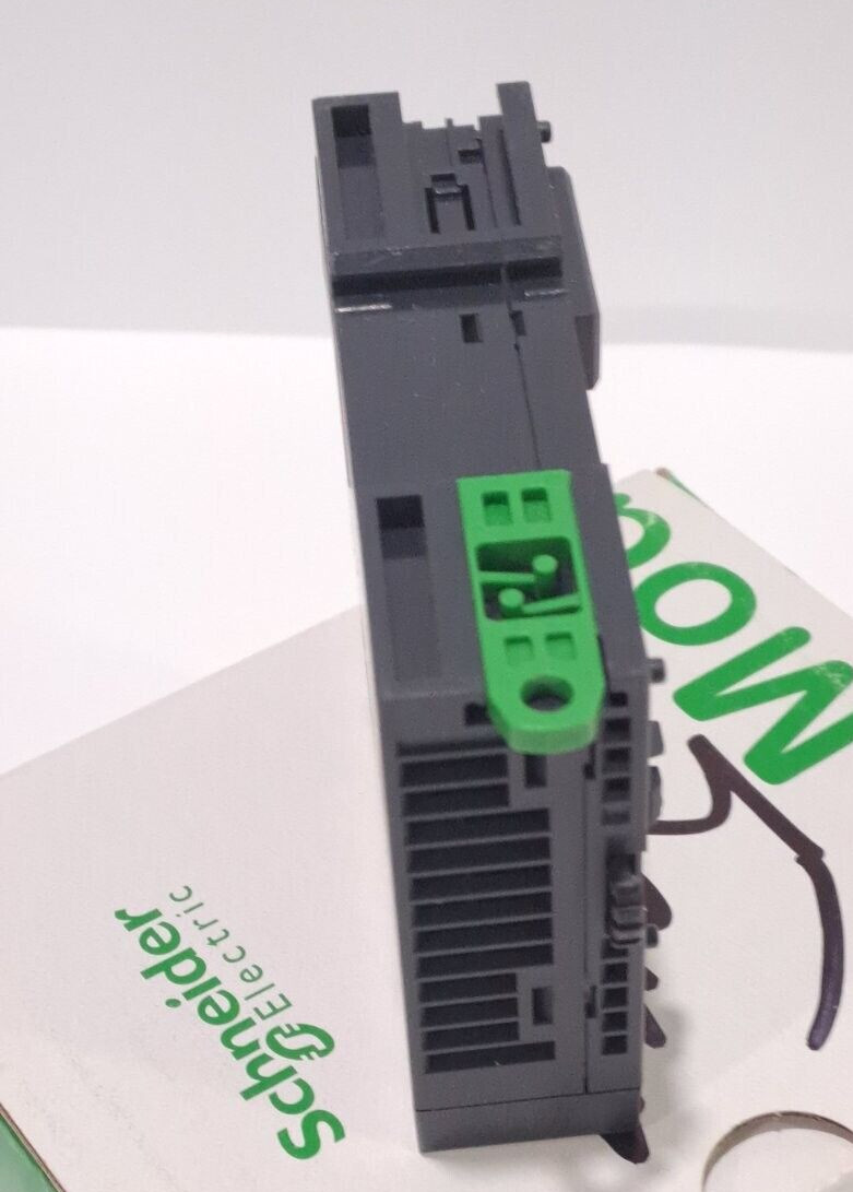 Schneider Electric TM3DI8 discrete input module, Modicon TM3 061136 1 Pcs
