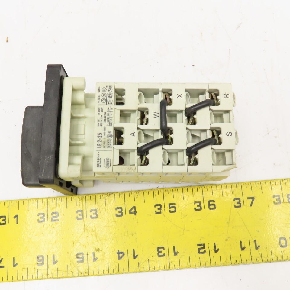 Sprecher + Schuh LE2-25 3 Position Rotary Cam Switch 660V 25A 13kW
