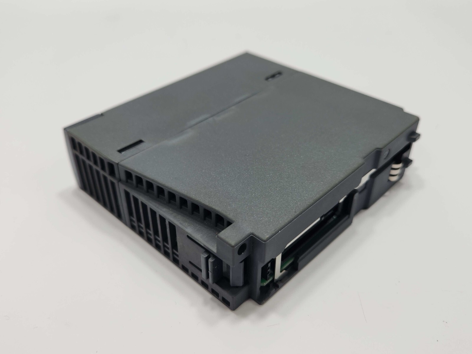 MITSUBISHI ELECTRIC QY81P MELSEC-Q SERIES OUTPUT UNIT