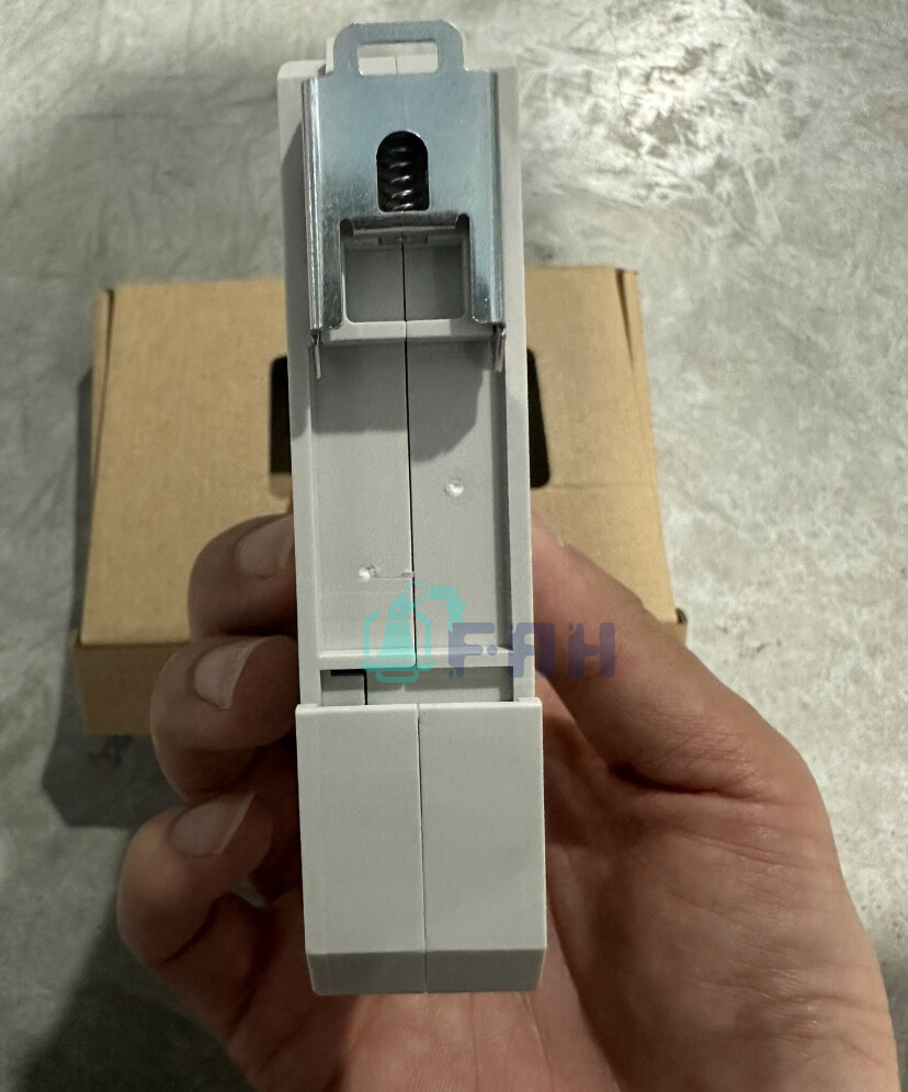 SG-EFS-104/2W Safety relay